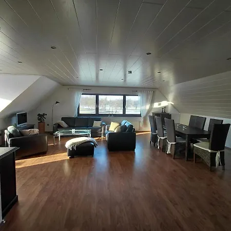 Appartamento Gemuetliche Mit Blick In Wiesen